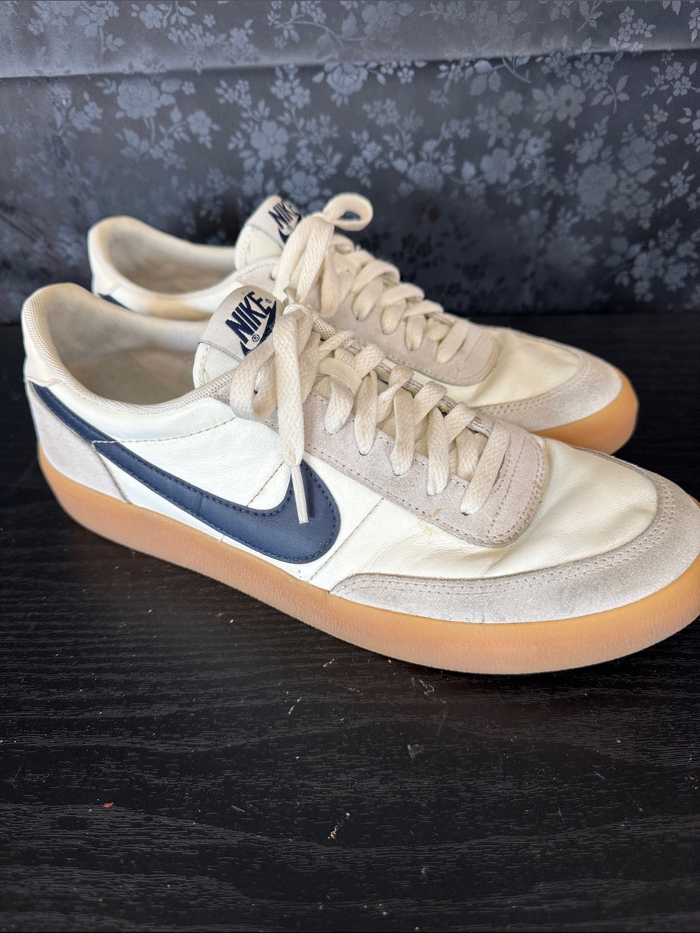 Nike Men’s White Sneakers with Navy Swoosh and Gum Sole
